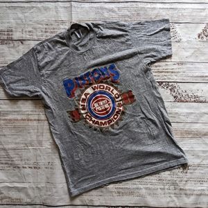 Vintage Detroit Pistons Single Stitch Tshirt Large